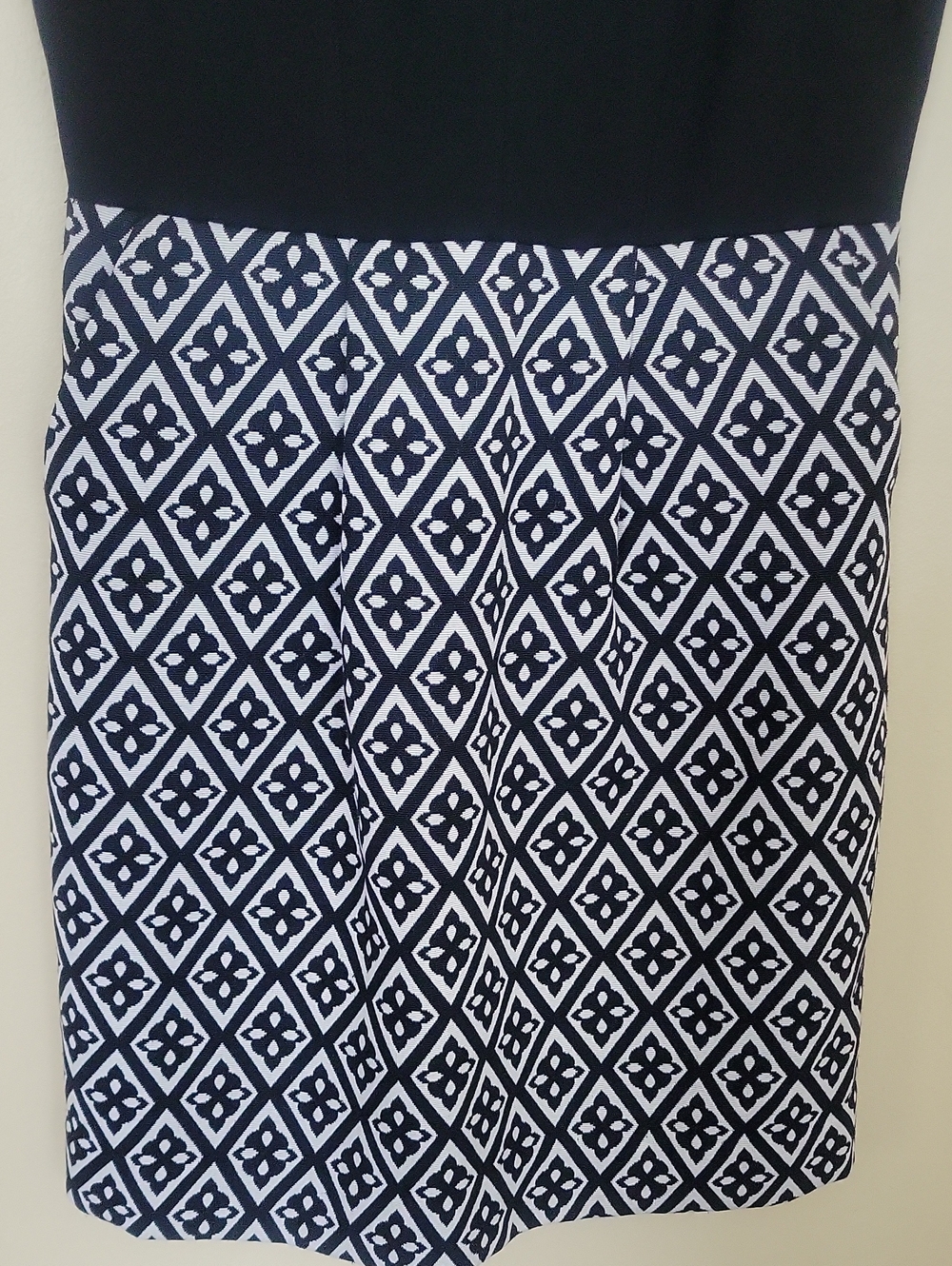 LUCKY BRAND Sleeveless Black and Gray Patterned Midi Dress - Picture 3 of 7